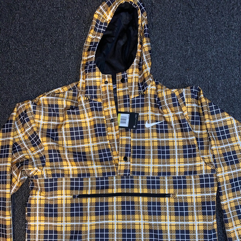 Nike Windbreaker